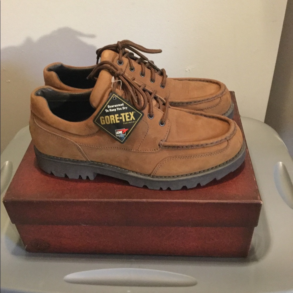 Rockport GORE-TEX Waterproof  Shoe